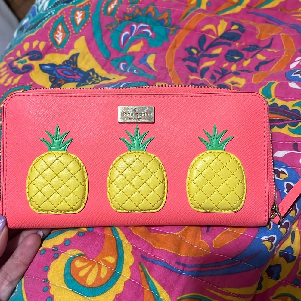 Kate Spade coral large wallet with pineapples